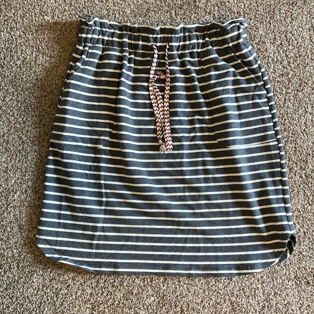 Women’s Skirt